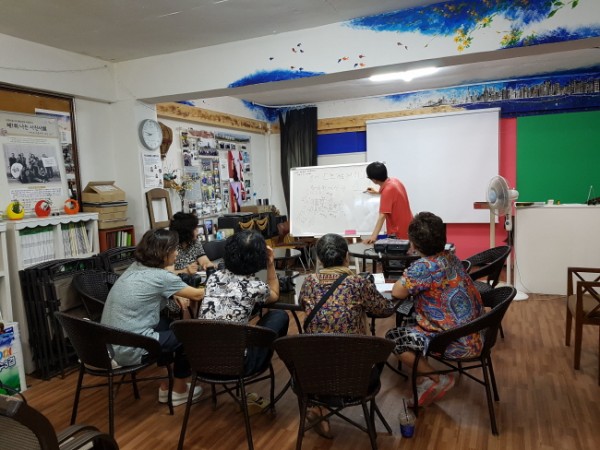 7238eea8f888bc4133bb84b2283f4579_1471005